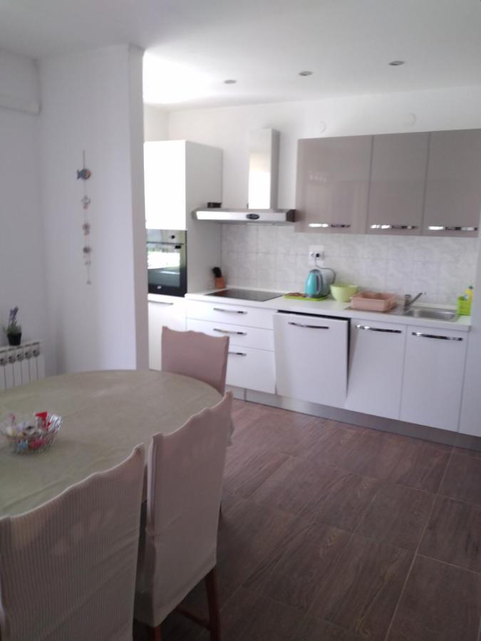 Paula&Jo Appartement Kaštela Buitenkant foto